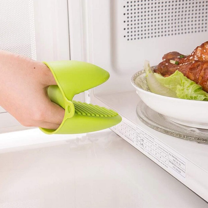 silicone glove