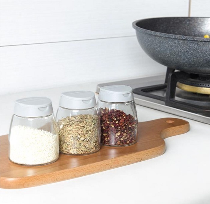 spices small